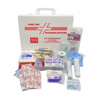 BASIC FIRST AID KIT LOW RISK 25 OR LESS PLASTIC